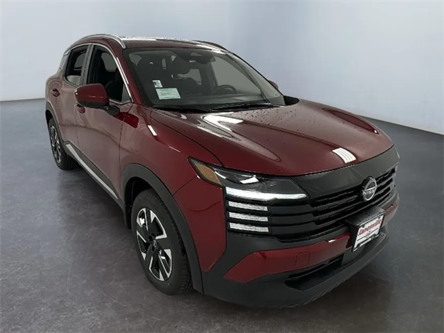 2025 Nissan Kicks SV photo 1