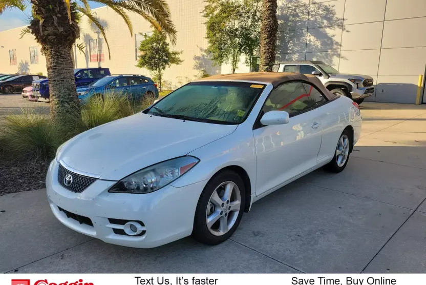 2008 Toyota Camry Solara SE photo 1