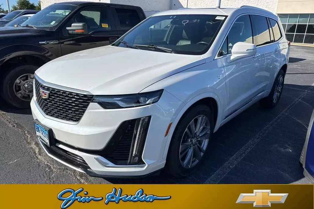2023 Cadillac XT6 Premium Luxury photo 1