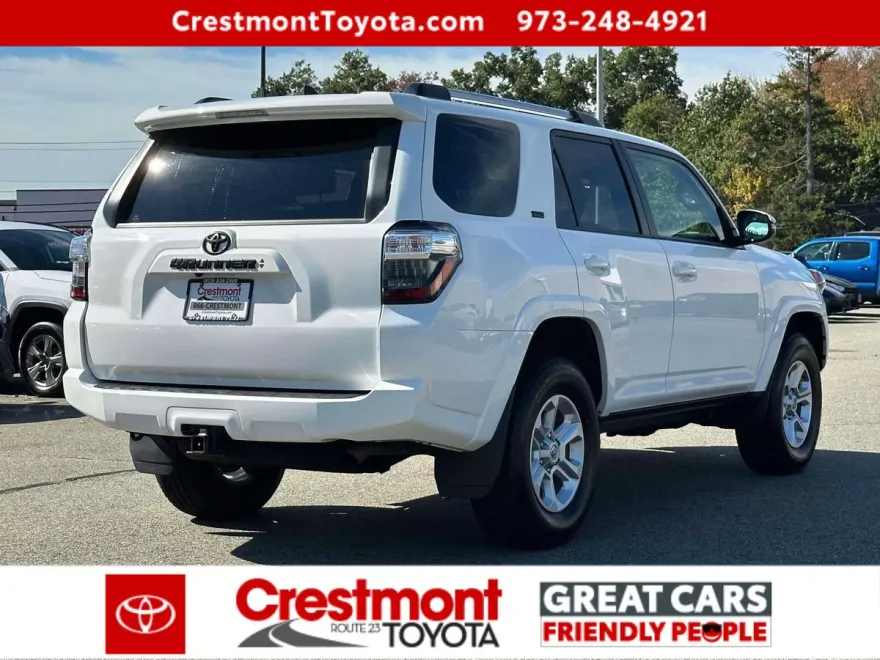 2023 Toyota 4Runner SR5 Premium photo 1