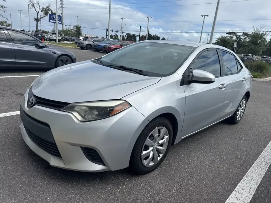 2014 Toyota Corolla L photo 1