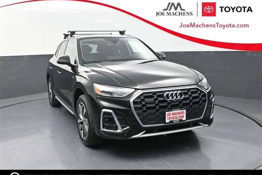 2024 Audi Q5 45 S line Premium photo 1