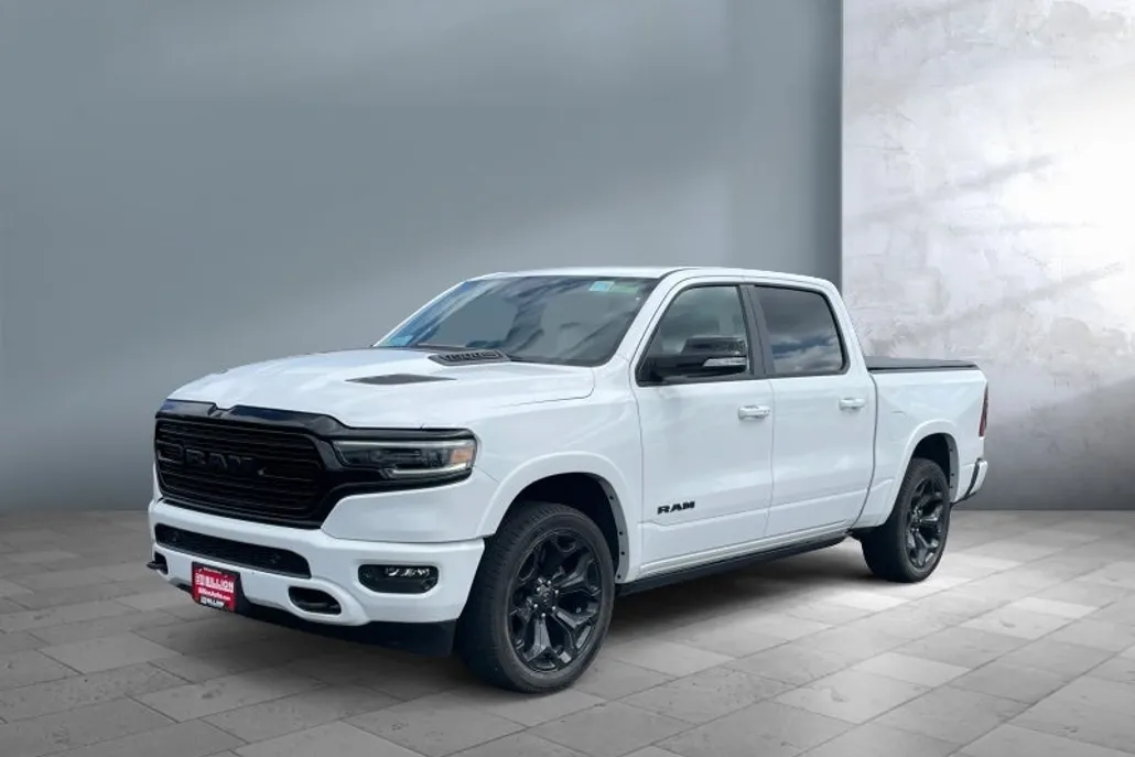 2022 Ram 1500 Limited photo 1