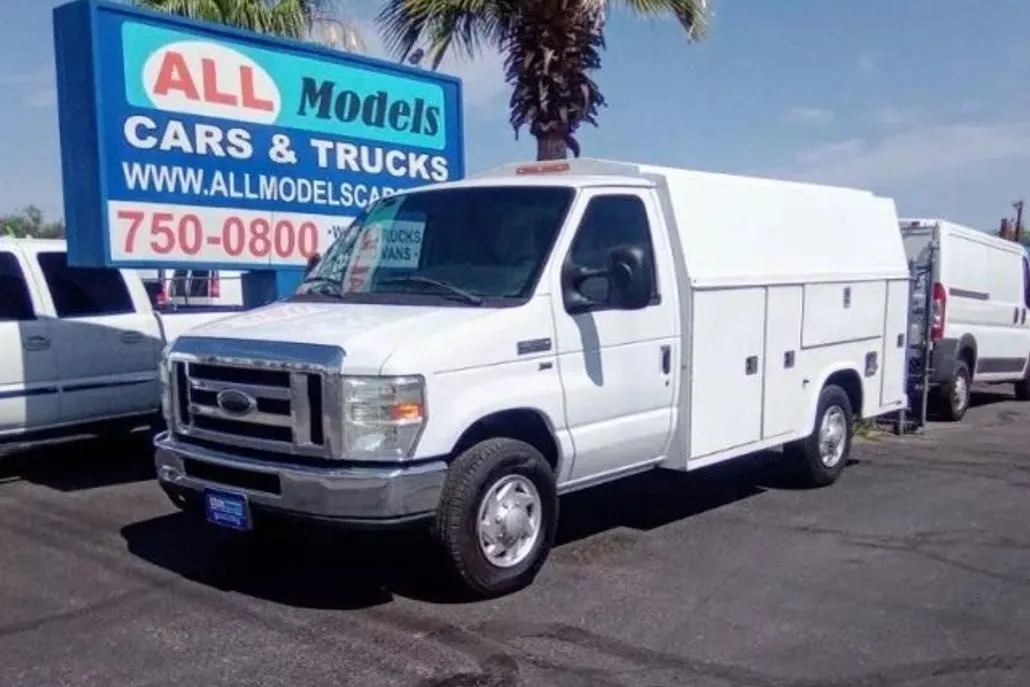 2014 Ford E-350 photo 1