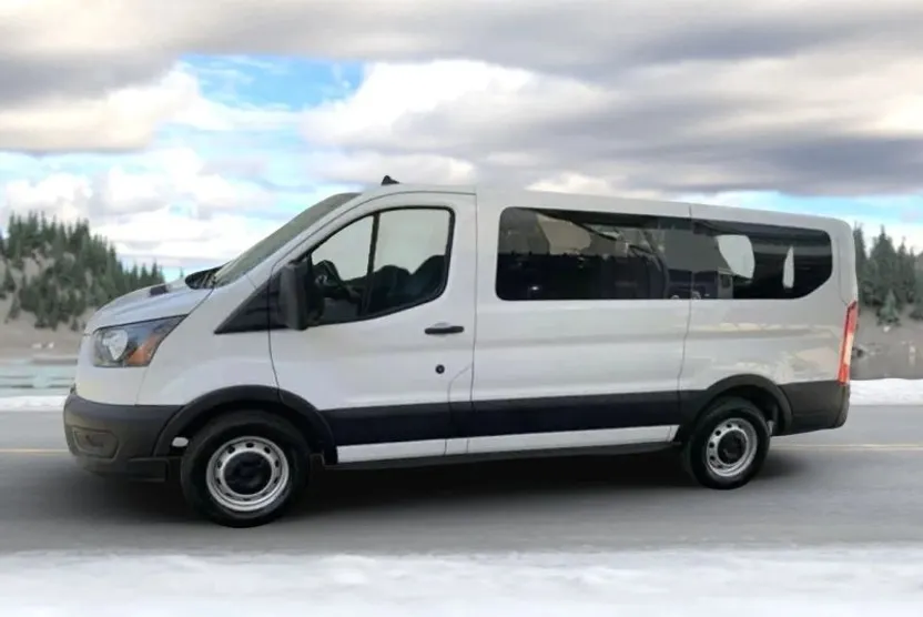 2020 Ford Transit Passenger XL Van photo 1