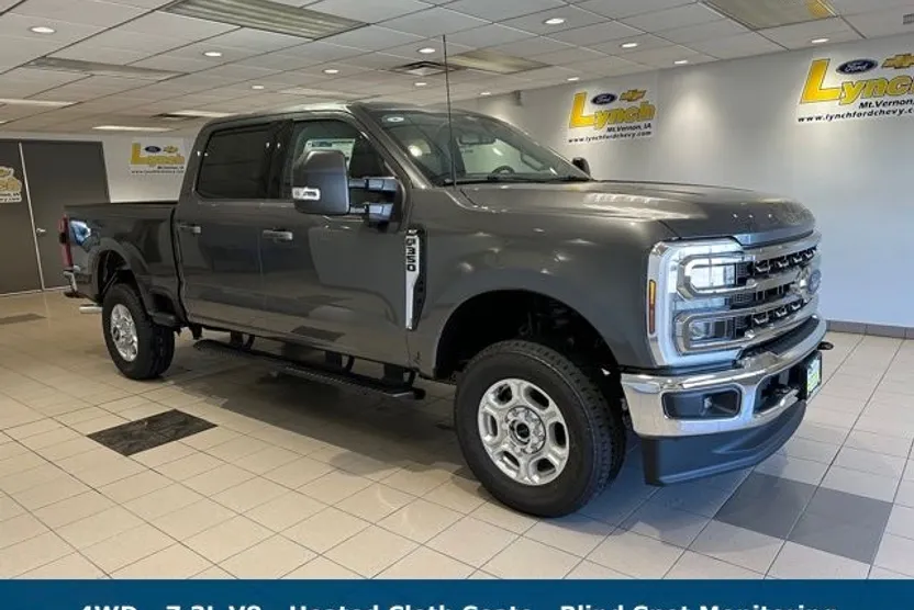 2026 Ford F-350 XLT photo 1