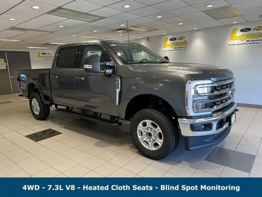 2026 Ford F-350 XLT photo 1