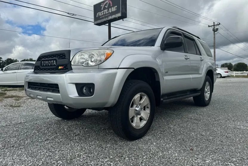 2007 Toyota 4Runner SR5 2WD photo 1