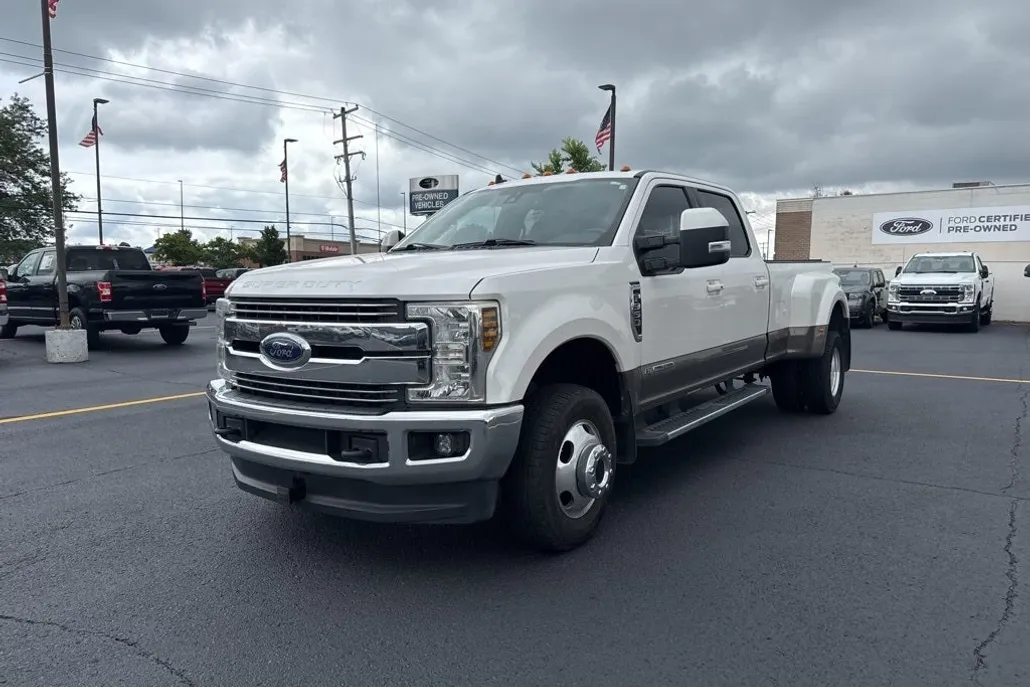 2019 Ford F-350 photo 1