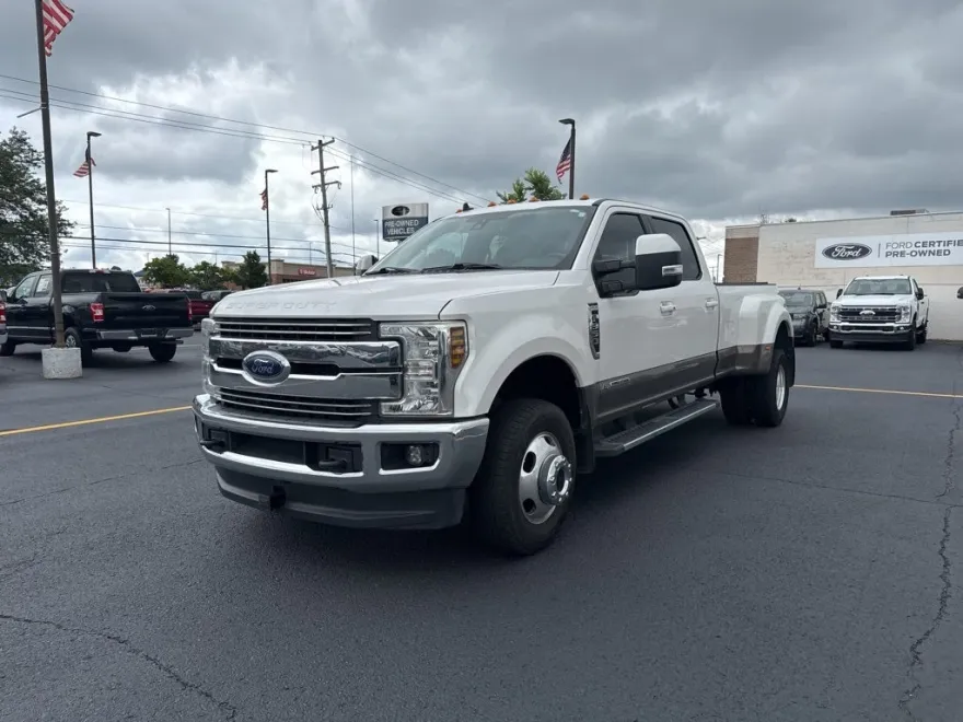 2019 Ford F-350 photo 1
