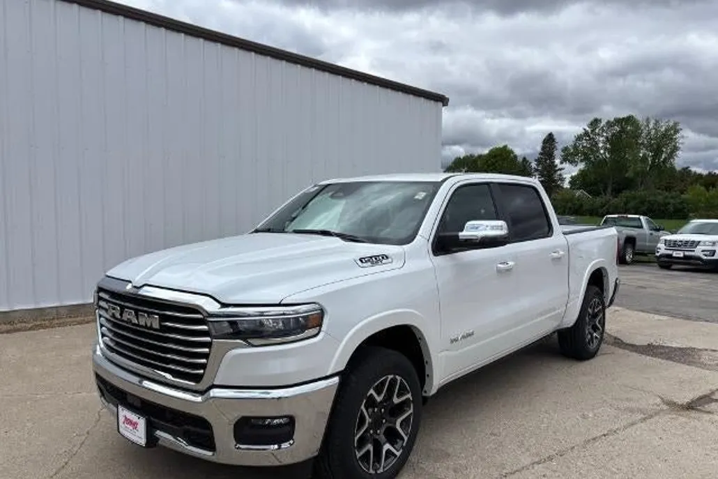 2025 Ram 1500 Laramie photo 1