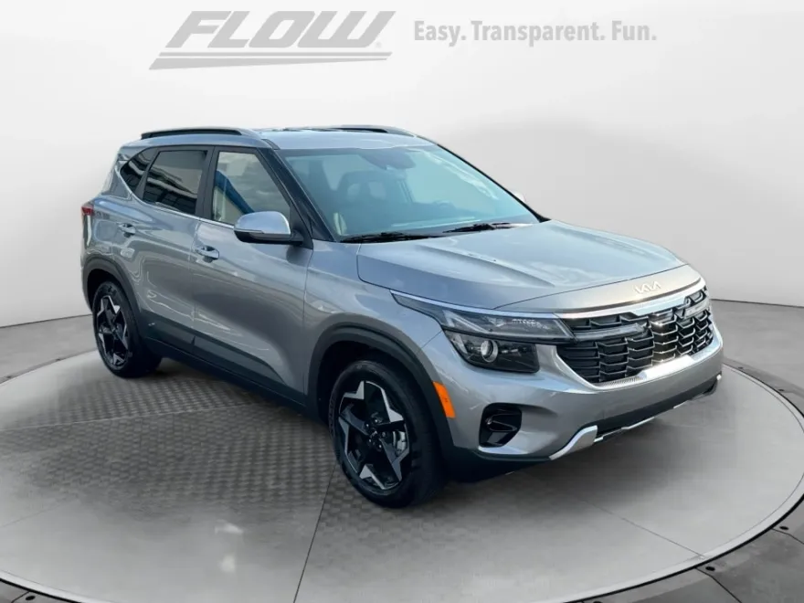 2024 Kia Seltos EX photo 1