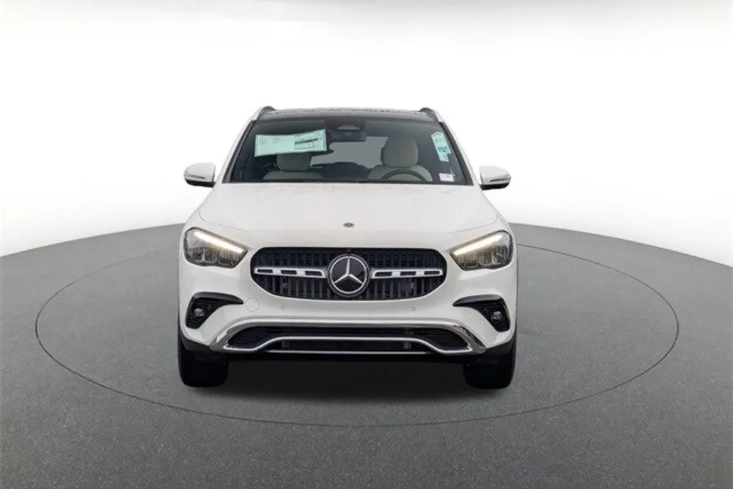 2026 Mercedes Benz GLA 250 4MATIC photo 1