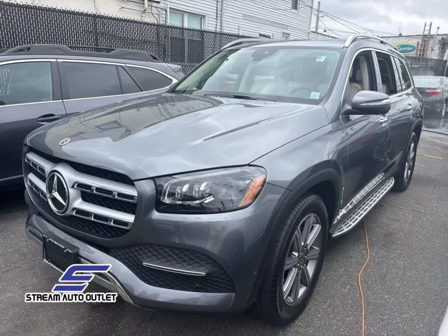 2022 Mercedes Benz GLS 450 4MATIC photo 1
