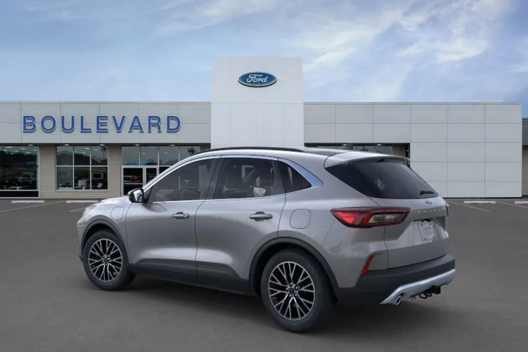 2024 Ford Escape photo 1