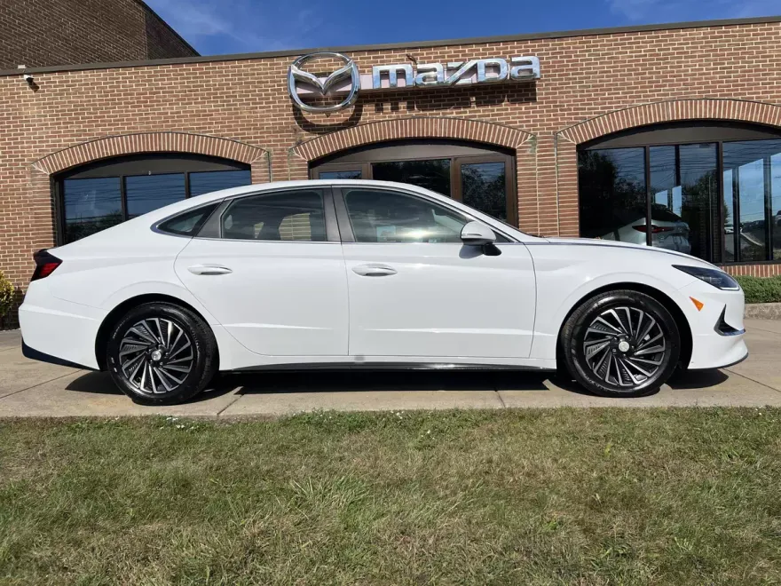 2023 Hyundai Sonata Hybrid SEL photo 1