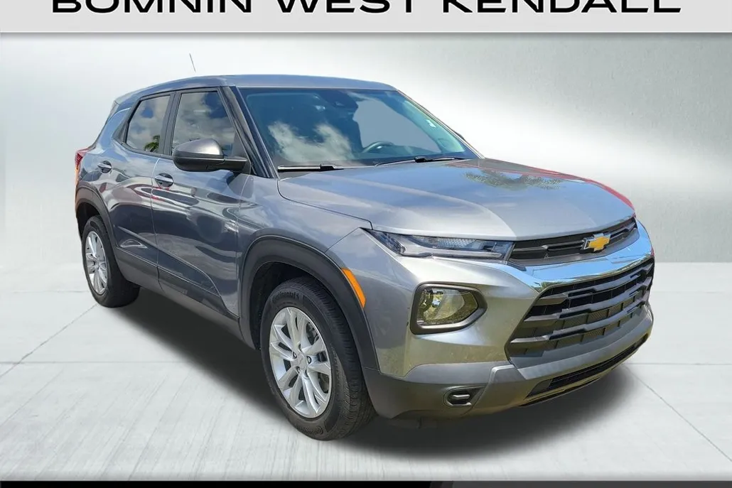 2022 Chevrolet Trailblazer LS photo 1