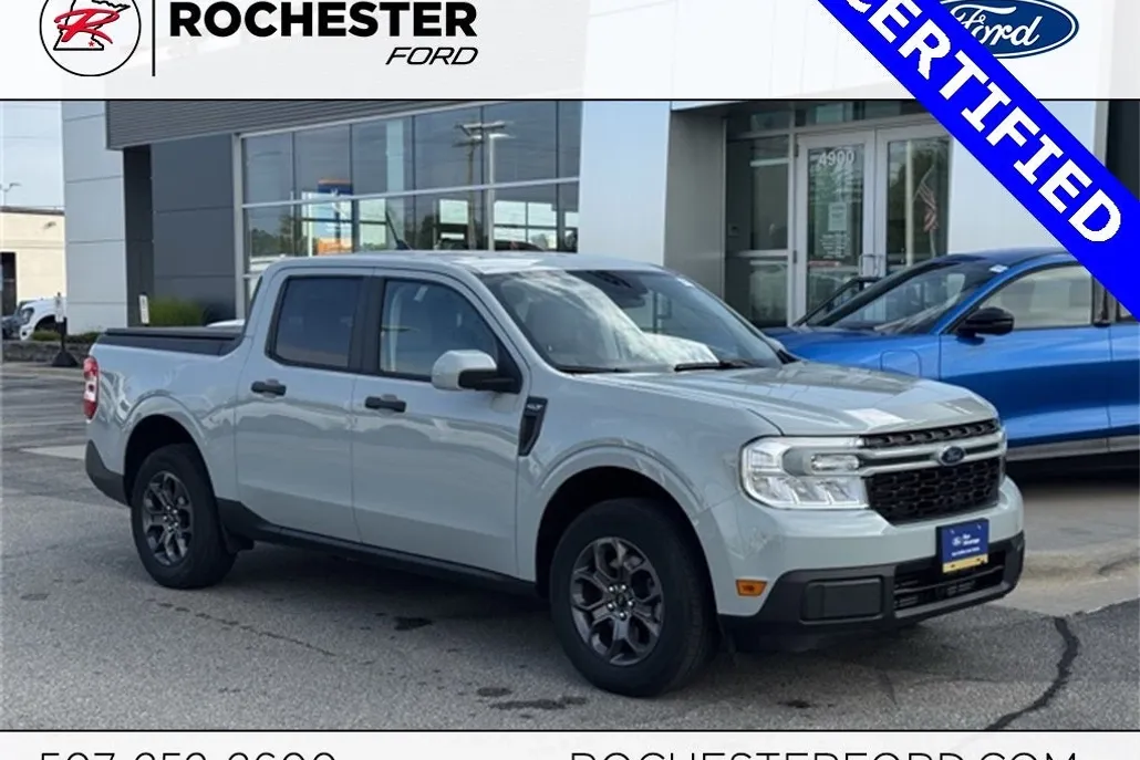 2022 Ford Maverick XLT photo 1