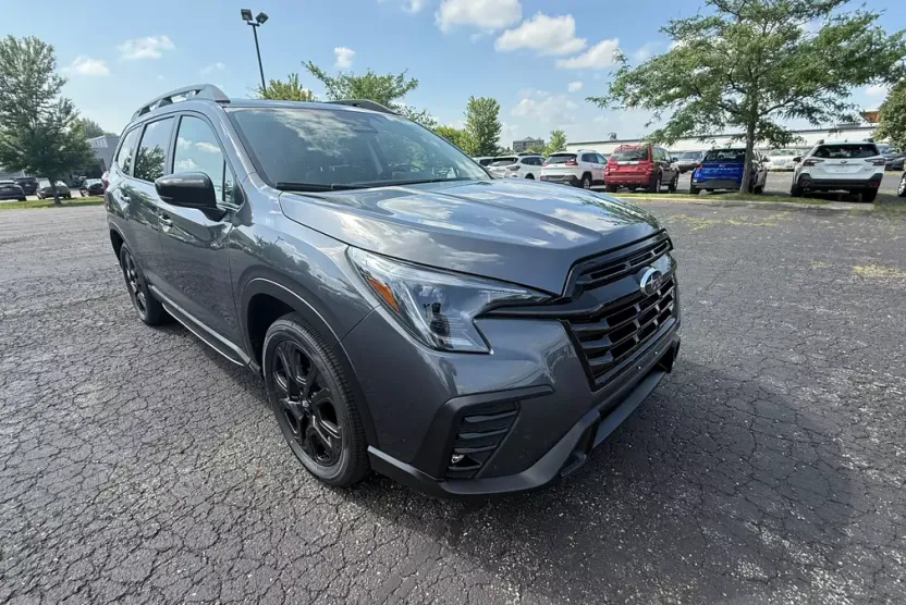 2025 Subaru Ascent Onyx Edition photo 1