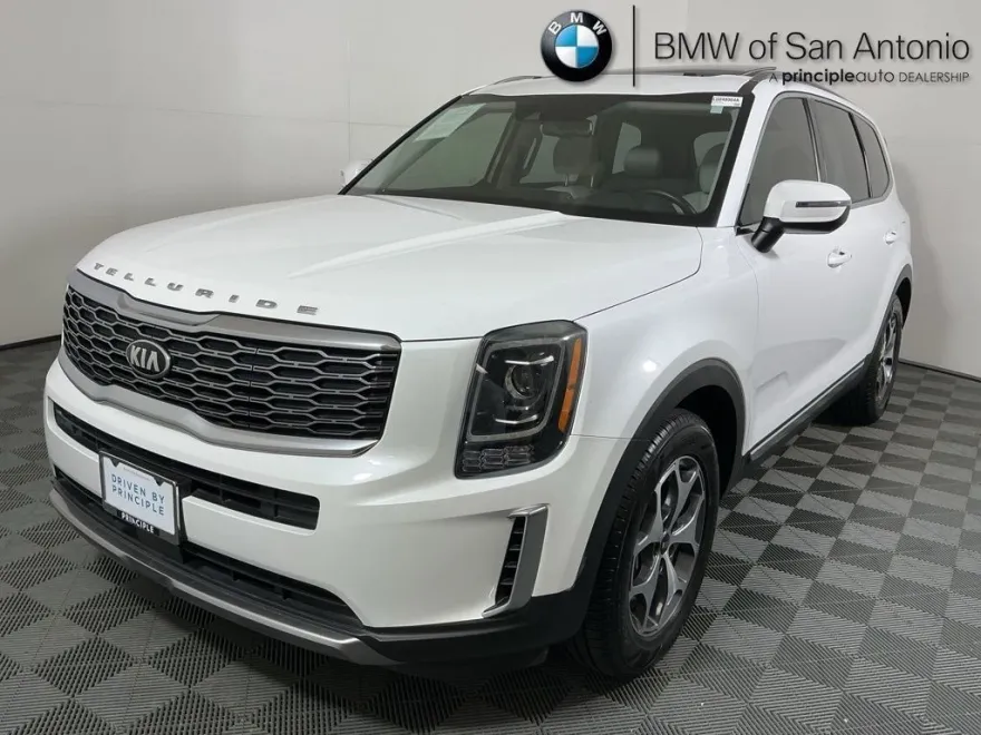 2020 Kia Telluride EX photo 1