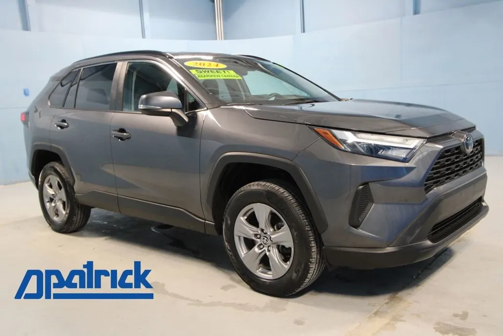 2024 Toyota RAV4 XLE Sport photo 1