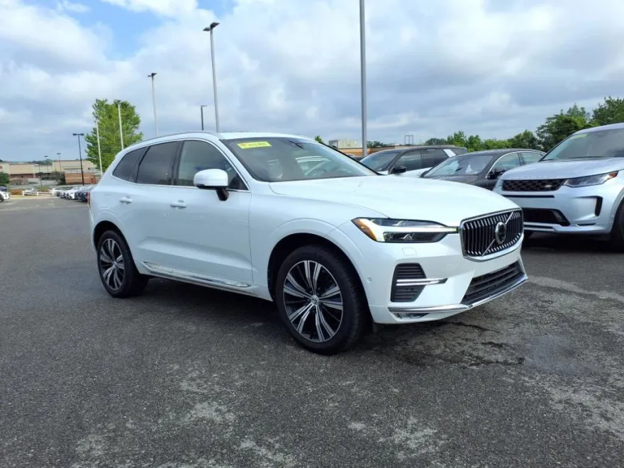 2022 Volvo XC60 Inscription photo 1