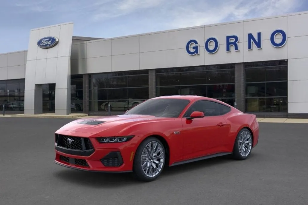 2025 Ford Mustang GT photo 1
