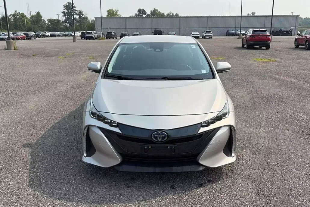 2020 Toyota Prius Prime XLE photo 1