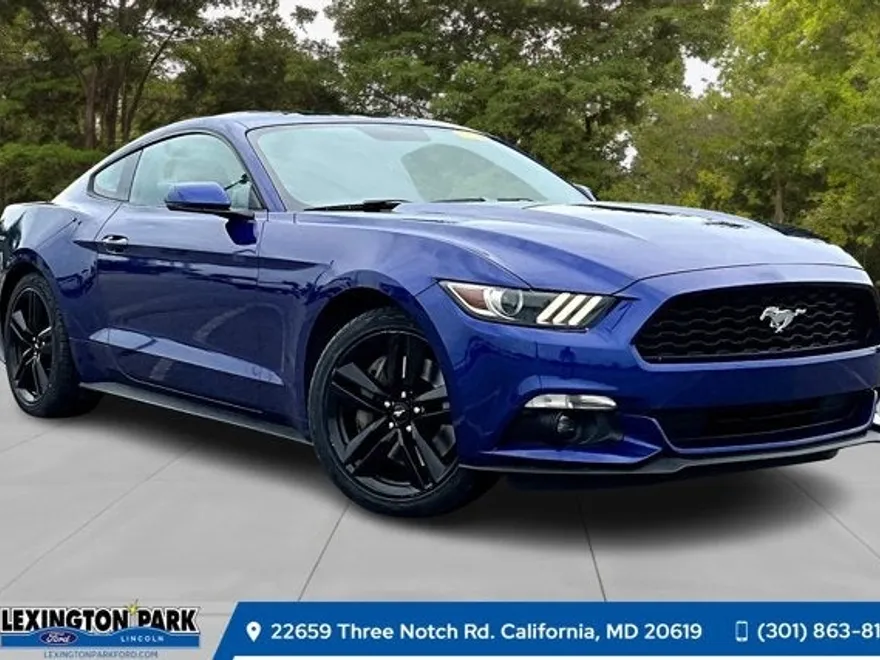 2016 Ford Mustang photo 1