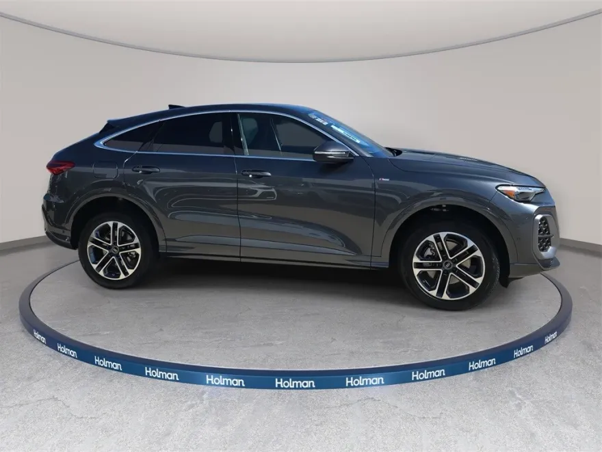 2025 Audi Q5 2.0T Premium Plus photo 1