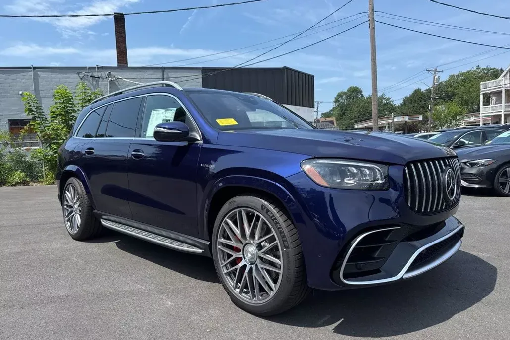 2025 Mercedes Benz GLS AMG 63 4MATIC photo 1