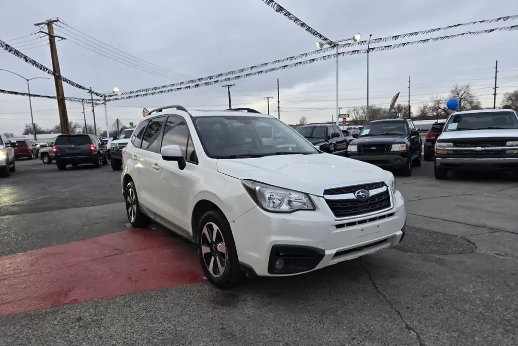 2018 Subaru Forester 2.5i Premium photo 1