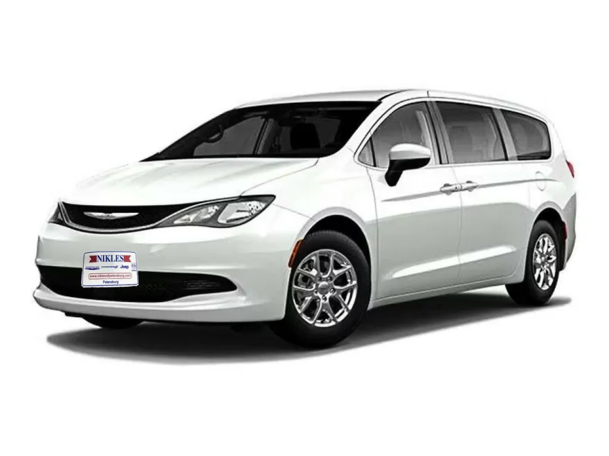2023 Chrysler Voyager LX photo 1