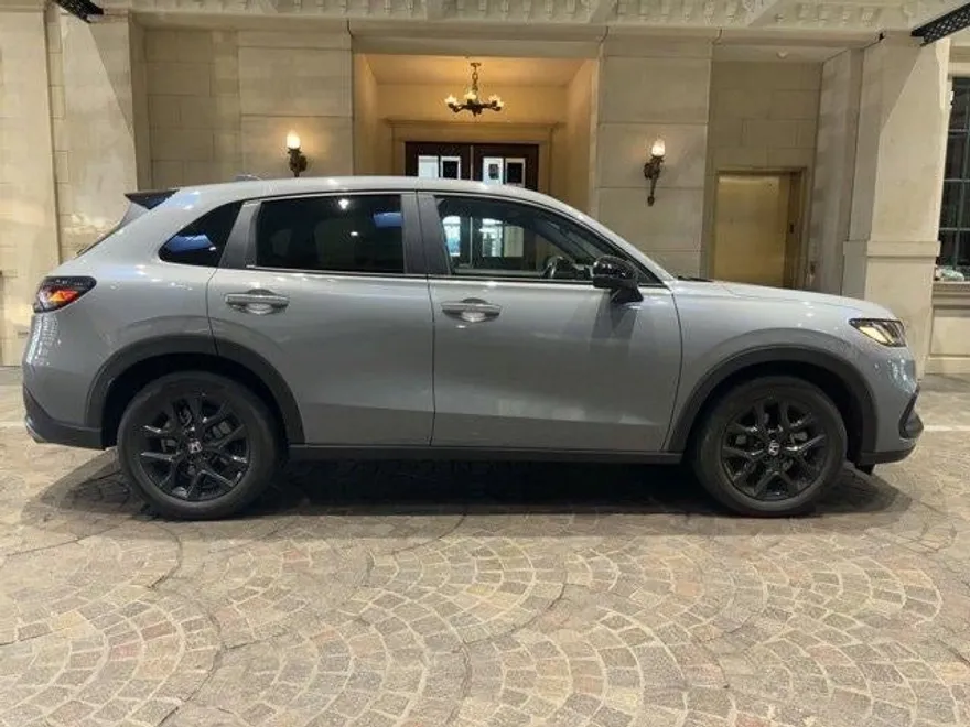 2023 Honda HR-V Sport photo 1