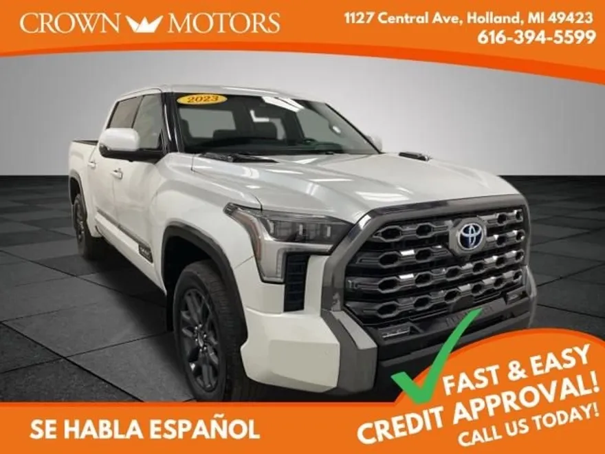 2023 Toyota Tundra Platinum photo 1