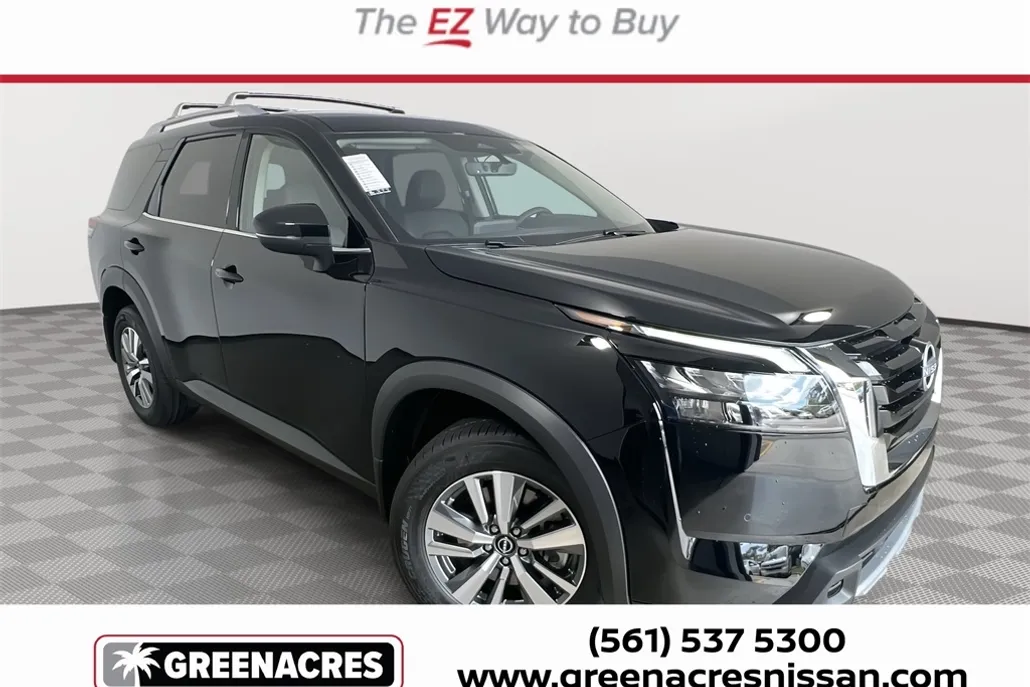 2025 Nissan Pathfinder SL photo 1