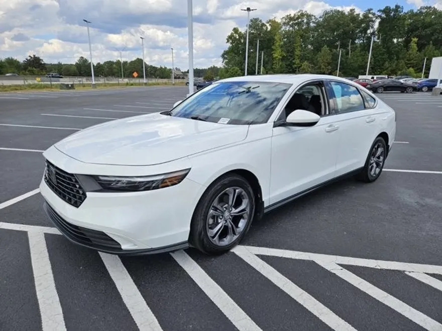 2023 Honda Accord EX photo 1