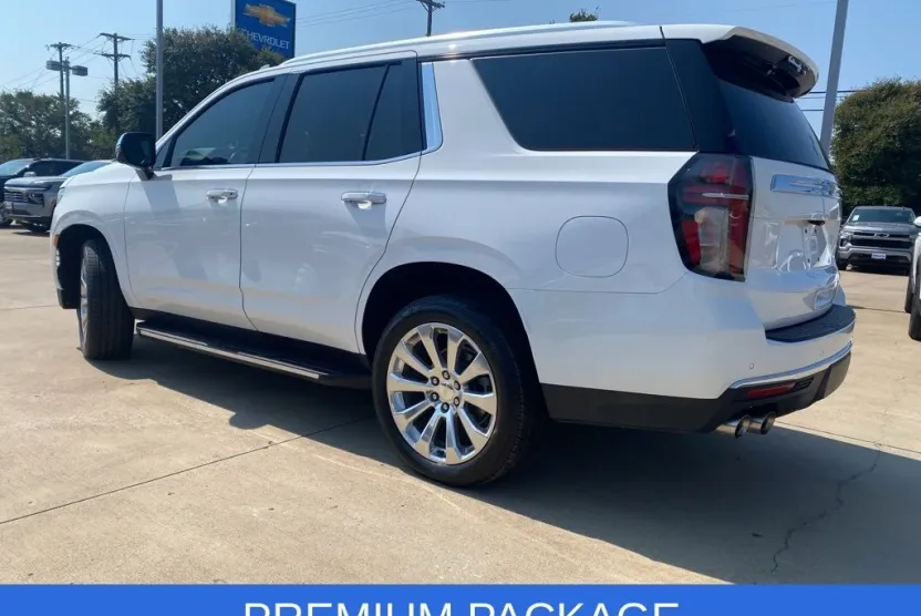 2021 Chevrolet Tahoe Premier photo 1