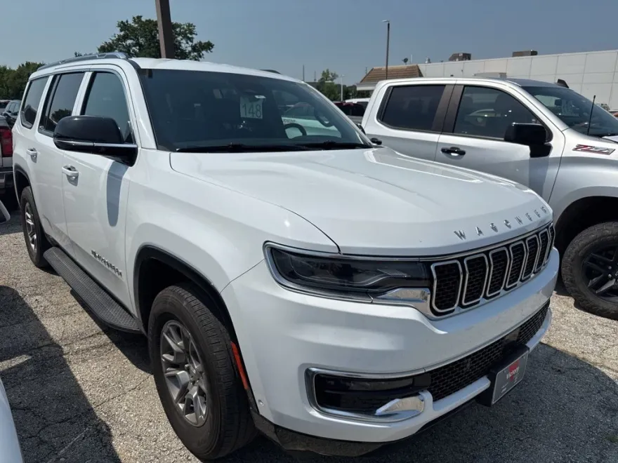 2023 Jeep Wagoneer Base photo 1