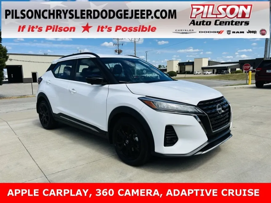 2024 Nissan Kicks SR photo 1