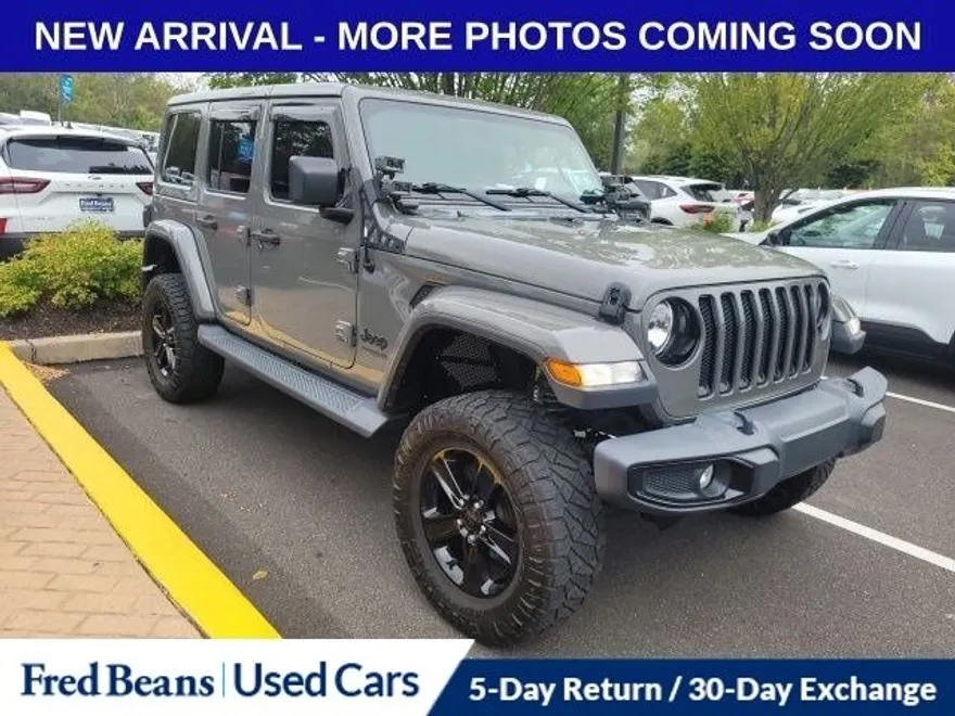 2020 Jeep Wrangler Unlimited Sahara photo 1