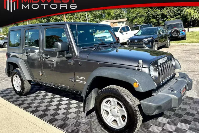 2017 Jeep Wrangler Unlimited Sport RHD photo 1