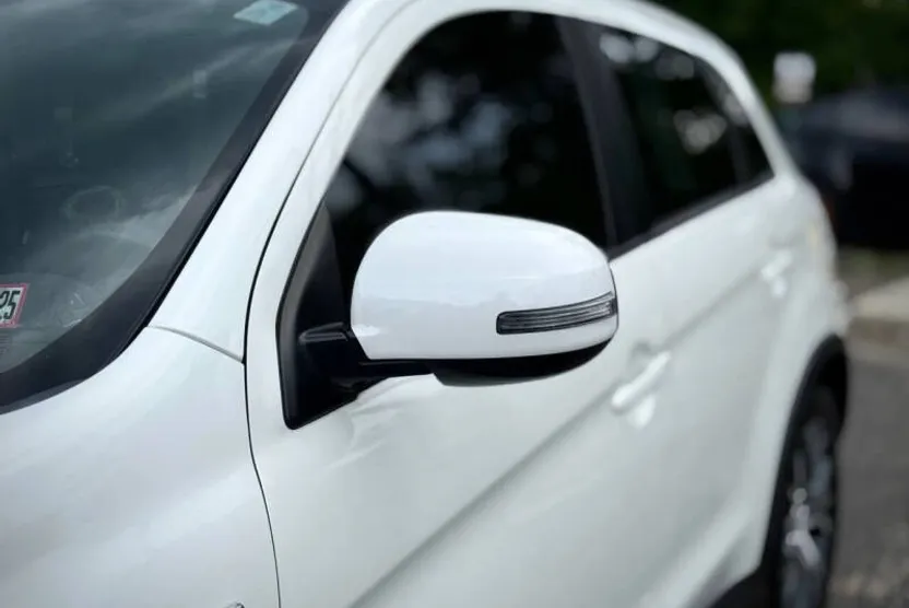 2018 Mitsubishi Outlander Sport ES photo 1