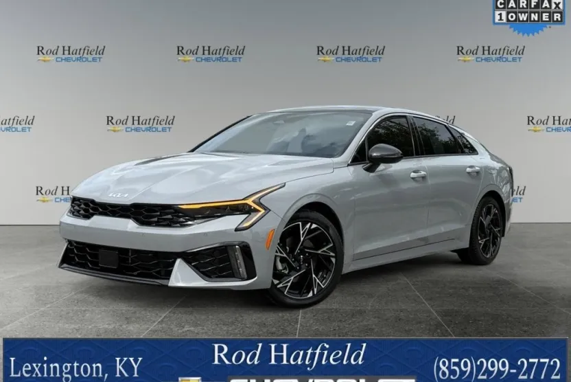 2025 Kia K5 GT-Line photo 1