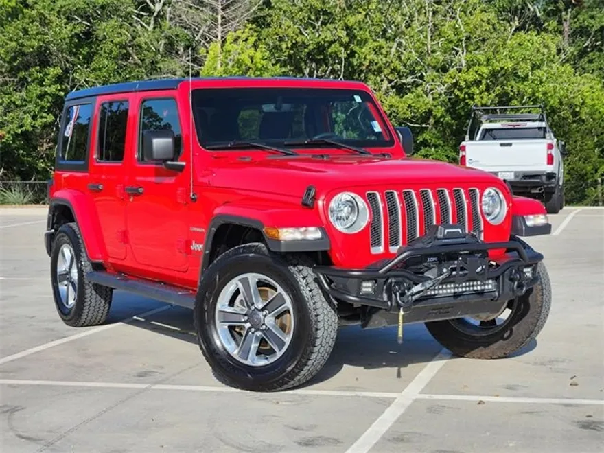 2022 Jeep Wrangler Unlimited Sahara photo 1