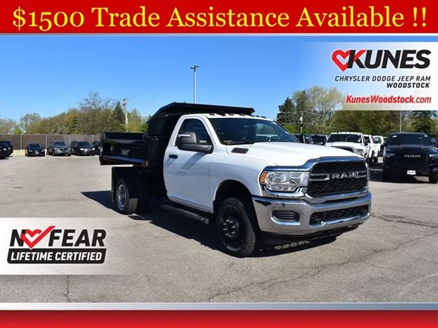 2024 Ram 3500 Tradesman photo 1