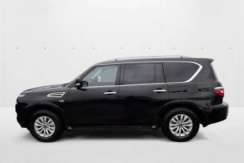 2021 Nissan Armada SV photo 1