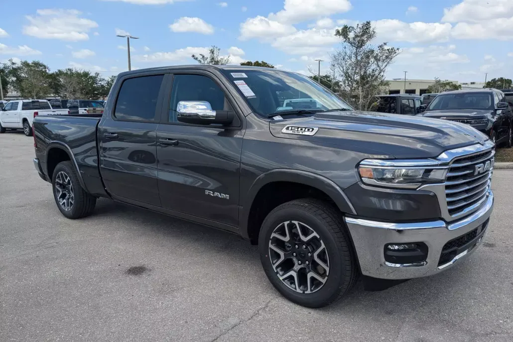 2025 Ram 1500 Laramie photo 1