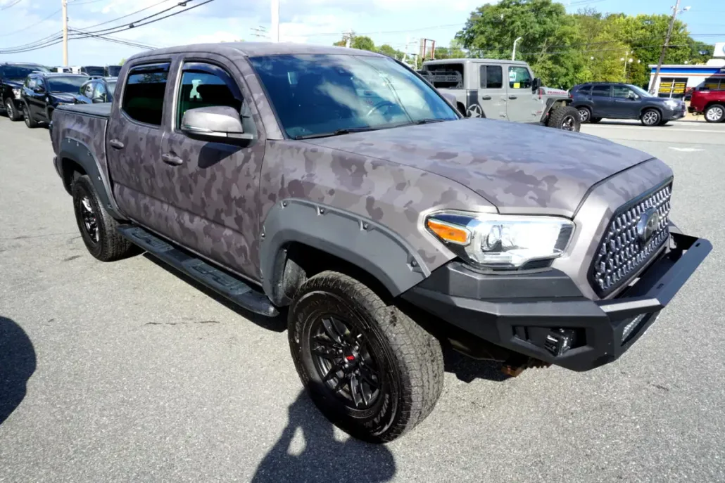 2018 Toyota Tacoma TRD Double Cab 4x4 V6 photo 1