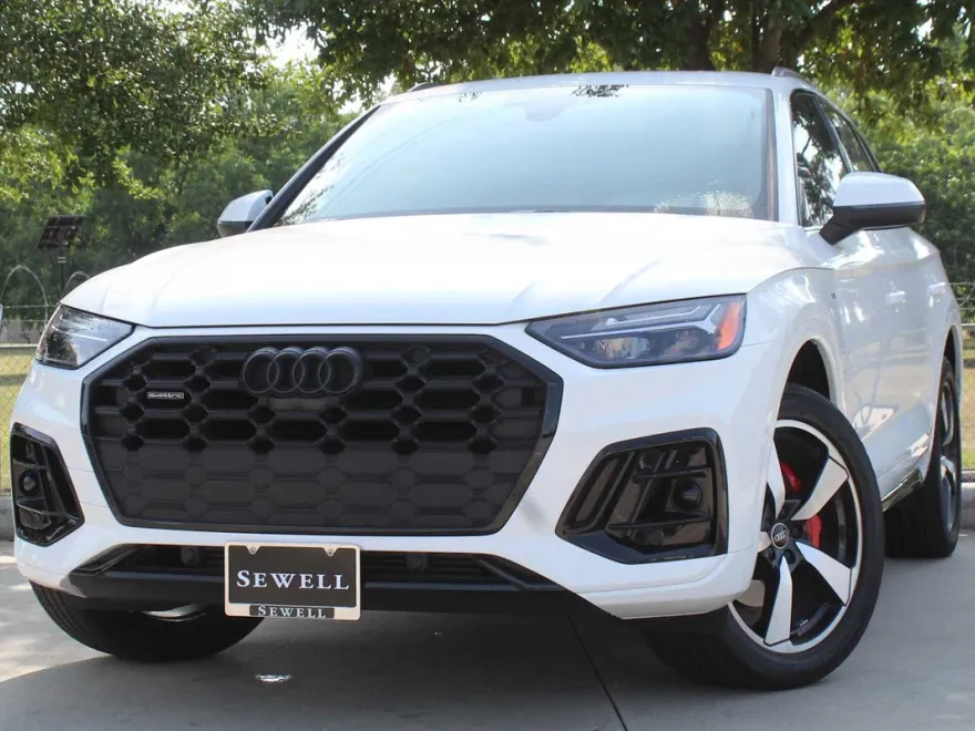 2024 Audi Q5 S line Premium Plus photo 1